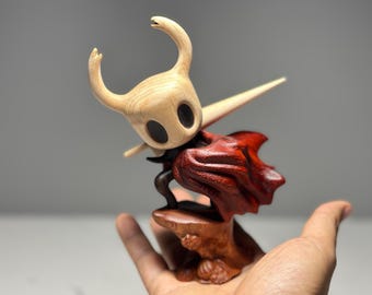 Hollow Knight Inspired Walnut Wood Sculpture • Magnetic Detachable Figurine • Fan Made Merch Gift • Wood Carving Valentine's Day Gift