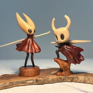 Sculpture en bois de noyer inspirée de Hollow Knight • Figurine amovible magnétique • Cadeau de marchandise fabriqué par un éventail • Décoration de bureau pour joueur image 16
