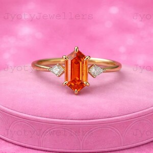 9K massief geelgouden zeshoek oranje saffierring, verlovingsring Kite Moissanite-trilogie, stapelbare vintage jubileumbeloftering