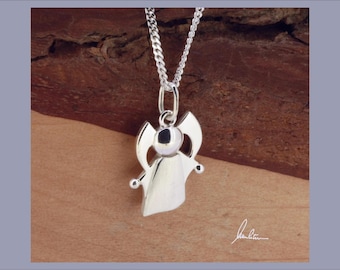 Pendant little angel in silver handmade