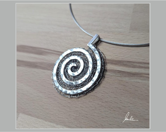 Anhänger Klöppelschmuck Spirale
