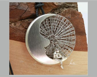 Anhänger Klöppelschmuck "Märchenmondjuwel"