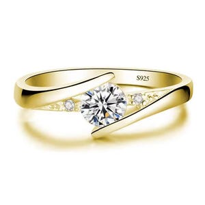 bague couleur ou pour femme