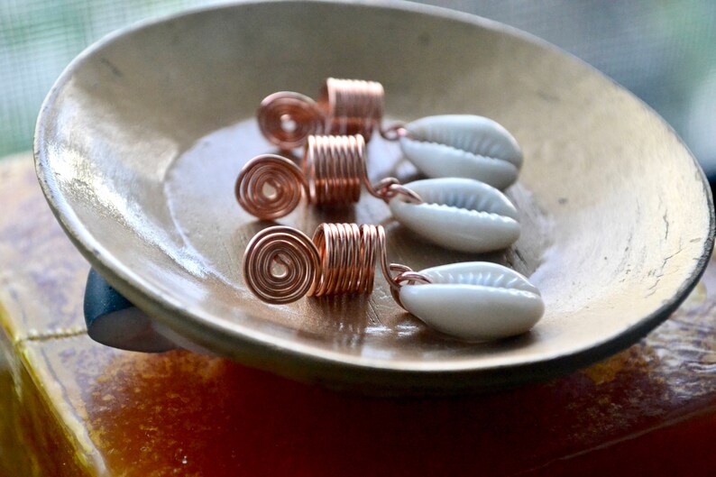 Copper Loc Jewelry Set, Copper Dreadlock Jewelry, Cowrie Shell Hair Jewelry, Dreadlocks Accessories, Braid Coils, Rings for Braids image 9