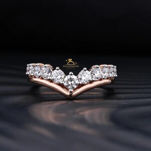 Moissanite Diamond V Curved Wedding Band: Round Cut Stacking Ring
