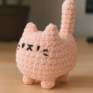 Amigurumi Plüschkatze, gehäkelte Katze, Stofftier, süßes Katzenplüschtier, handgemachtes gehäkeltes Kätzchen, Kätzchen amigurumi, Katzenliebhaber Geschenk, kawaii Plüsch