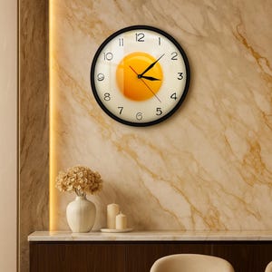 Fried Egg Kitchen Wall Clock: Novelty Silent Breakfast Decor