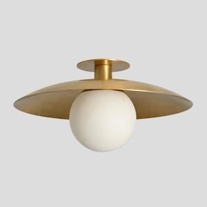 Elegant mässingstaklampa - Glasglob Infälld belysning bild 7