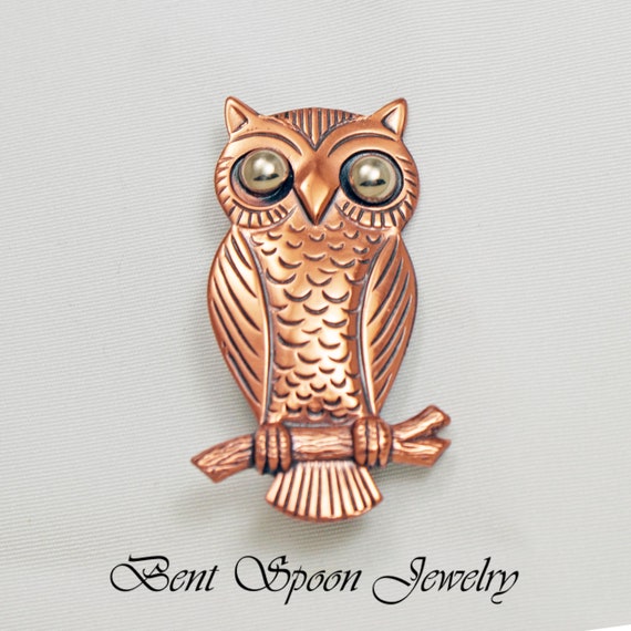 Vintage Copper Bell Owl pin .Brooch, Owl Dress Pi… - image 1