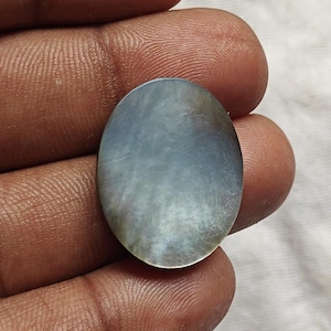 Natural Mother of Pearl Cabochons: Smooth Oval Gemstone Lot, AAA Quality