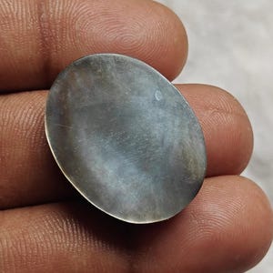Natural Mother of Pearl Cabochons: Smooth Oval Gemstone Lot, AAA Quality