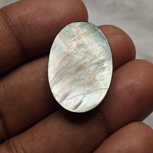 Natural Mother of Pearl Cabochons: Smooth Oval Gemstone Lot, AAA Quality