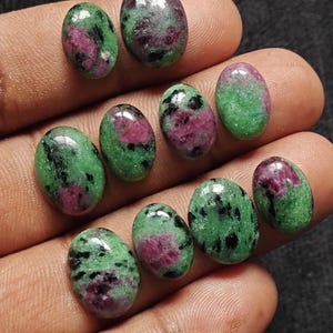 Top Quality Natural Ruby Zoisite Smooth Oval Shape Cabochon Lose Gemstone Lot AAA Quality Gemstones For Making & Using Jewelry