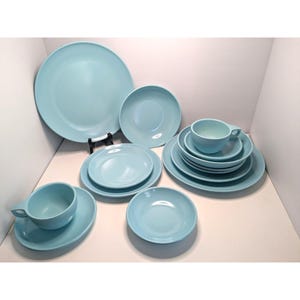 Watertown Melmac Vtg. Blue Dinnerware 14-Piece Set - Cups Plates & Bowls MCM