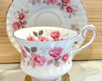 Juego de taza y platillo de té vintage Grosvenor Bone China Silver Rose Jackson Gosling