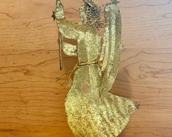 Vintage 1991 Santa’s Workbench Gold Metal Angel Candle Holder 10” Christmas
