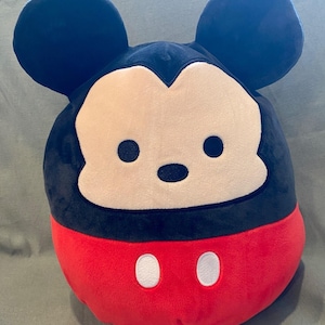 Peluche Squishmallow de Mickey Mouse de Disney de 30 cm — Squishmallows clásicos oficiales imagen 1