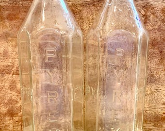 Vintage Pyrex Baby Bottle Set of 2, 8 oz Hexagon Glass