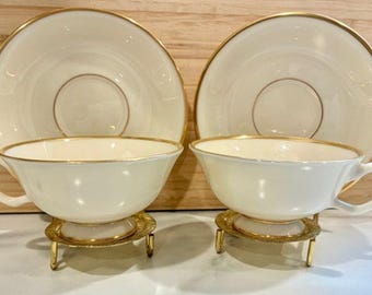 Juego de taza y platillo de porcelana Lenox Mansfield color marfil y dorado con base - 4 piezas - década de 1980