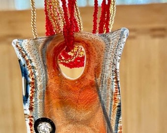 Collier pendentif en verre Maestro en verre de Murano Italie des années 1990 avec cristaux or rouge