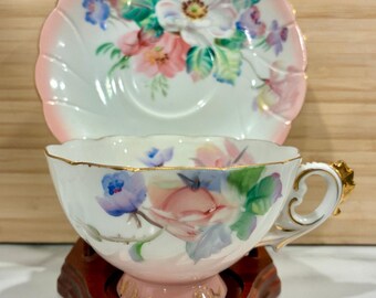 Takiro Japan Delicate Bone China Footed Tea Cup & Saucer w/ Scalloped Edges