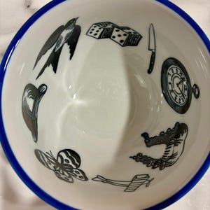 Taza de té blanca y azul con adivinación de la fortuna de Molly Hatch Fortuitous Anthropologie 2012 imagen 4