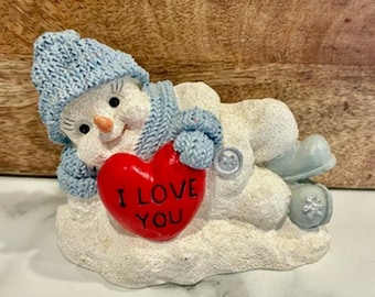Snow Buddies I Love You Heart Figurine 2000 Encore Group Snowman Valentine