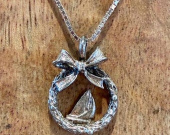Vintage Sterling Silver Sailboat Wreath Bow Necklace 925 Italy 16”