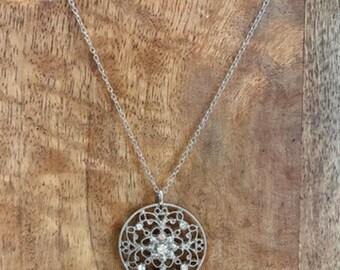Handmade Boho Filigree Medallion Necklace Silver Tone Rhinestones 18”