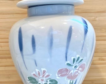 Vintage Belle Fleur Hand Painted Temple Ginger Jar & Lid