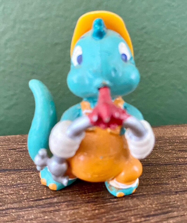 Lote de 4 figuras vintage de Disney Kinder Joy: Pluto, Pato Donald y Mickey Mouse imagen 5