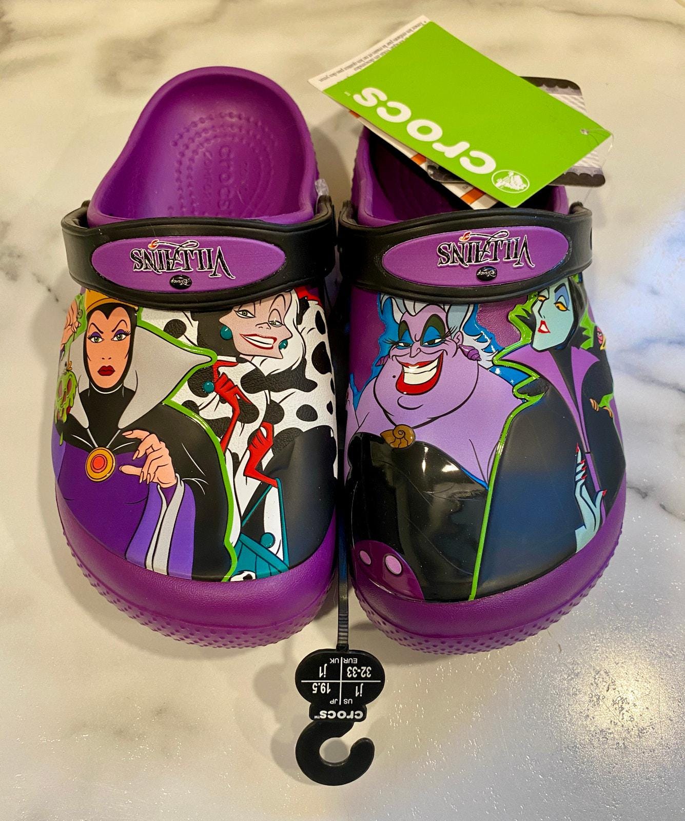 Zuecos CROCS Kids Disney Villains para niños, talla 1, nuevos, con etiquetas
