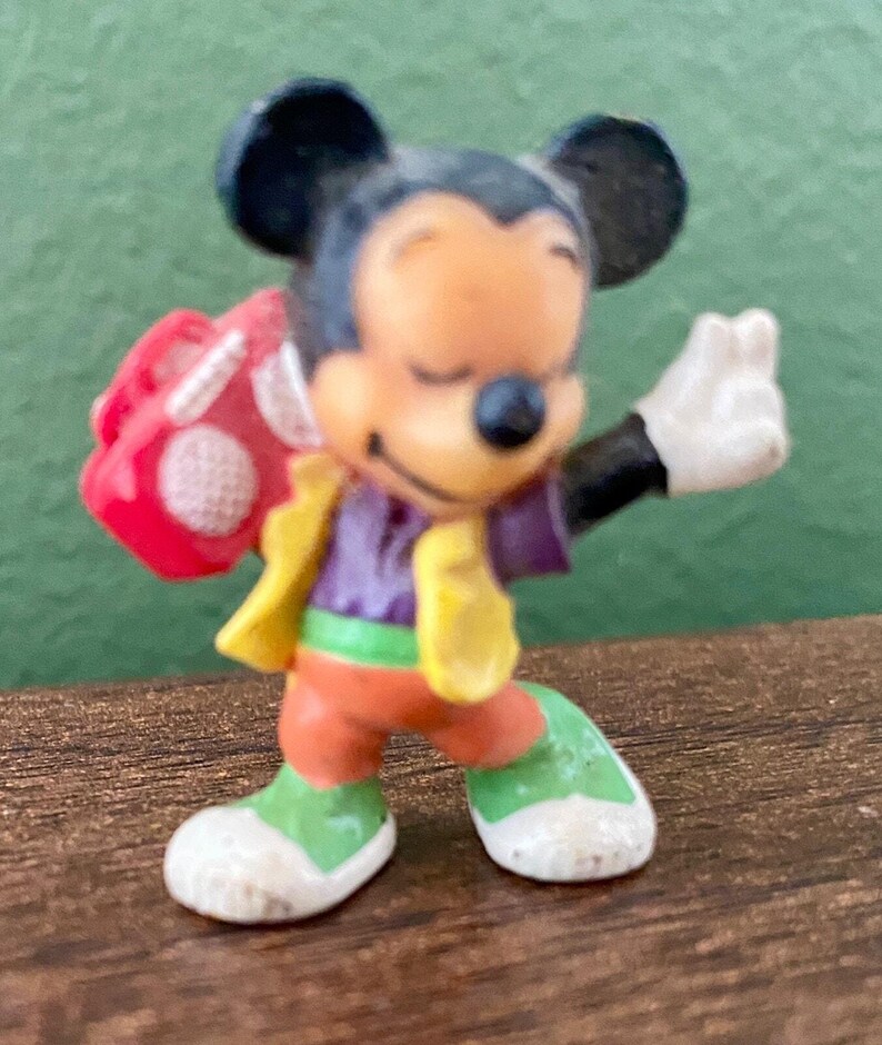 Lote de 4 figuras vintage de Disney Kinder Joy: Pluto, Pato Donald y Mickey Mouse imagen 4