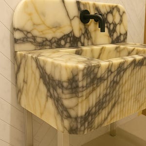 Calacatta Viola Marmor Waschbecken mit 8 &quot;Backsplash - Designer Badezimmer Waschtisch, 16x30x10 &quot;&quot;Stein Waschbecken, luxuriöse handgefertigte Leuchte.&quot;