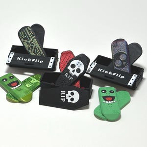 Kickflip Magnetic Skateboard Fidget Toy with Sliding Case Option | Glow in the Dark, Various Colours image 3