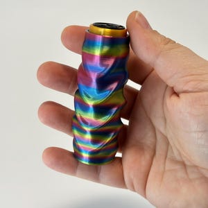 Tactile Clicky Stick Roller: 3D Printed Fidget Toy with Wrist Strap | Spike Fidget imagen 8