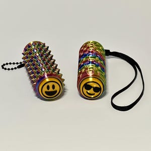 Tactile Clicky Stick Roller: 3D Printed Fidget Toy with Wrist Strap | Spike Fidget imagen 11