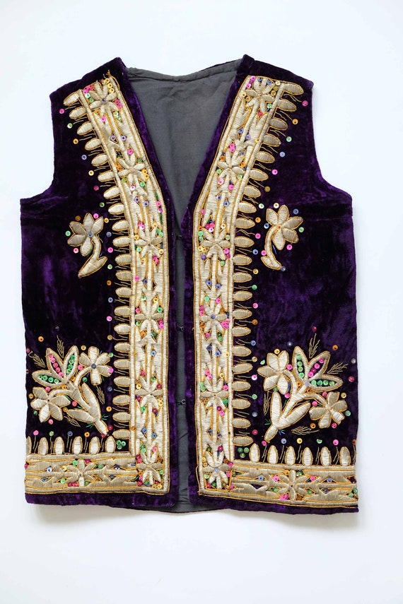Uzbek dress,traditional uzbek dress.antique uzbek