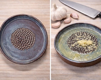 Rallador de ajos de cerámica hecho a mano, cuenco para mojar en aceite