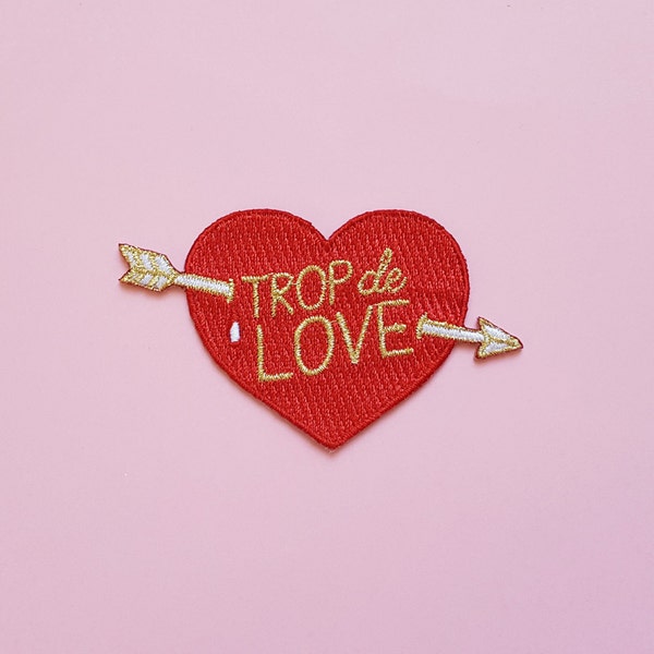 Opstrijkbare patch "Trop de Love" rood en goud