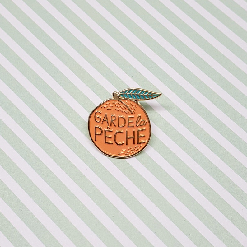 Peach pin Garde la pêche illustration image 1