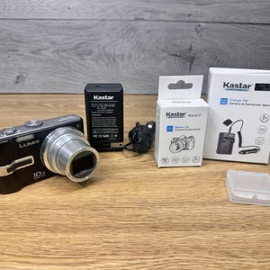 Panasonic Lumix Dmc-tz3 7.2mp Digital Camera With New Charger & Battery