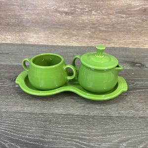 Homer Laughlin Fiesta Ware limoengroene suiker- en creamerset met schotel