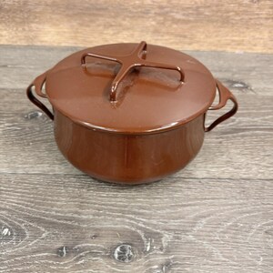 Dansk KOBENSTYLE 2 Qt Enameled Brown Dutch Oven Casserole W/ Lid
