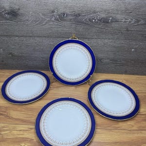 Royal Worcester Regency Royal Blue Fine Bone China Set 83  Royal Worcester Regency Blue & Gold 8” Salad Plates England ~set Of 4 main image 1