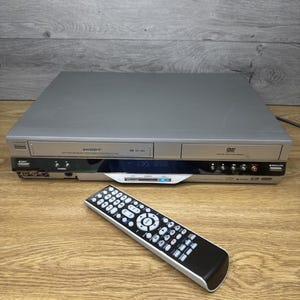 Toshiba D-vrw1su Registratore DVD/VCR e lettore combinato VHS Duplicazione - Testato!