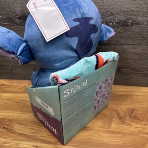 Juego de manta y almohada Disney Stitch con tacto sedoso, 101 x 127 cm imagen 4