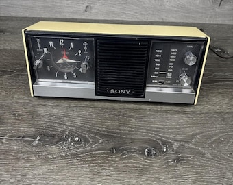Radiosveglia a stato solido AM-FM Sony 8FC-63W vintage, Giappone