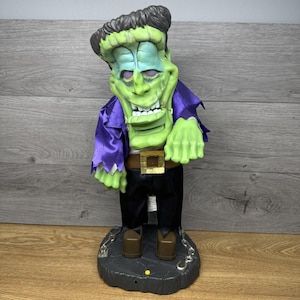 Gemmy Frankenstein Halloween Moves Freaky Geeks Michael Jackson Thriller 18”tall