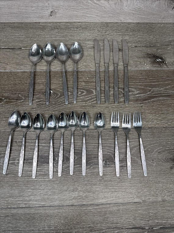 Oxford Hall Japan Stainless Flatware Set of 19 Floral Pattern - Etsy